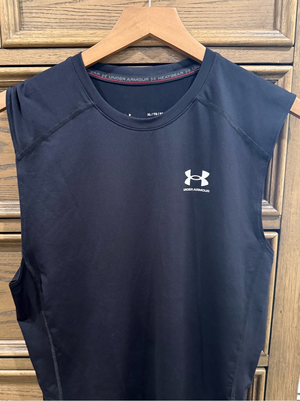 Under Armour Men’s Heatgear Sleeveless Compression Shirt Size XL